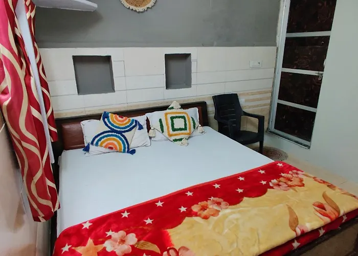 Varah Square Guest House